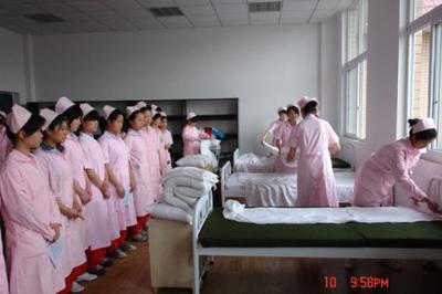 貴州省老年服務與管理專業(yè)就業(yè)方向與前景分析——聚焦護理機構服務