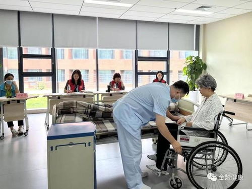 匠心守護(hù)銀發(fā)歲月——?dú)v城區(qū)第二屆養(yǎng)老護(hù)理員職業(yè)技能競(jìng)賽圓滿舉行