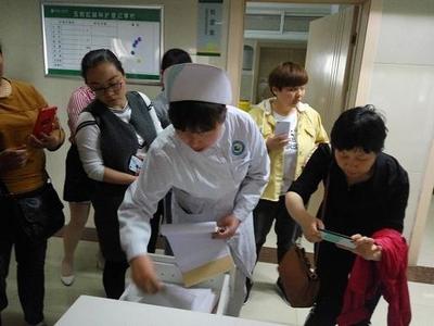 漯河市郾城區(qū)衛(wèi)生計(jì)生委強(qiáng)化基層醫(yī)療機(jī)構(gòu)優(yōu)質(zhì)護(hù)理服務(wù)